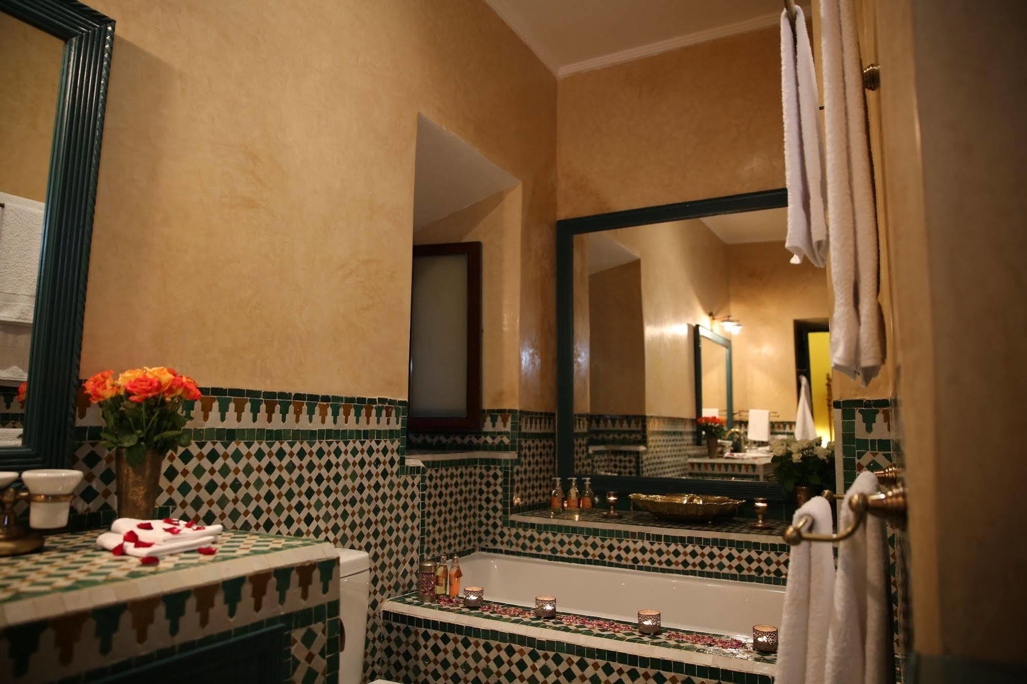 Palais Riad Lamrani Marrakesh Exterior photo